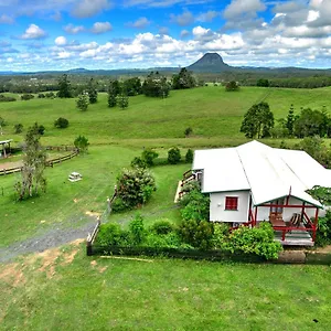 Farm stay Noosa Pomona Retreat, Sunshine Coast